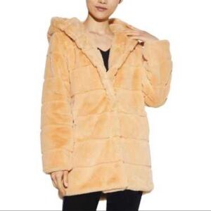 APPARIS Peach Teddy Faux Fur Coat – Hooded Plush Jacket – Size L – NWT